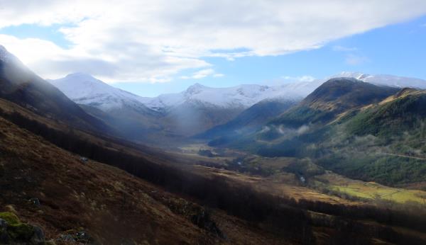 Photo of Day starting to brighten up, looking at the Mamores
